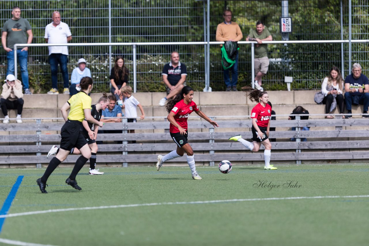 Bild 396 - wBJ Harburger TB - Hannover 96 : Ergebnis: 2:2